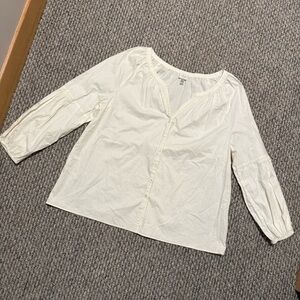 Cupio Womans Boho Medium White Long Sleeve V Neck Button-Up Blouse